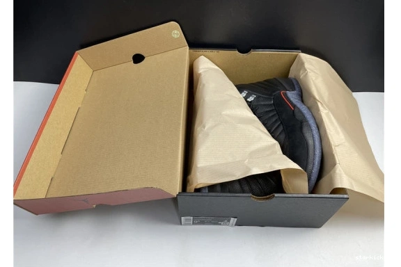 12 DC1062-006 Jordan DC1062-006 Utility Black Air 0503